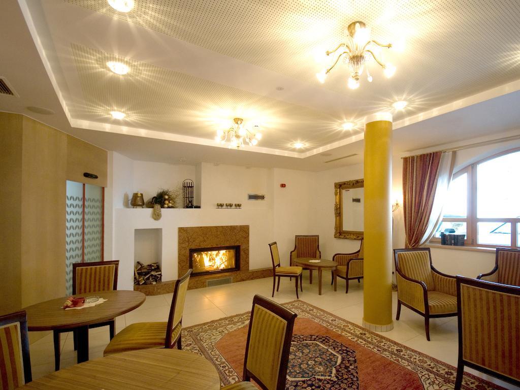 Hotel Amadeus Micheluzzi ザーファウス エクステリア 写真